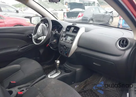 2016 Nissan Versa 1.6 S/1.6 S+/1.6 Sl/1.6 Sv z USA, uszkodzony, nr VIN 3N1CN7AP4GL858350